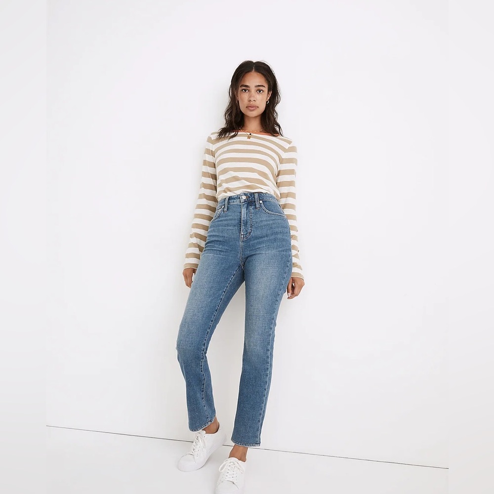 ❌SOLD❌Madewell Petite Curvy Slim Demi-Boot Jeans in Enright Wash 27P